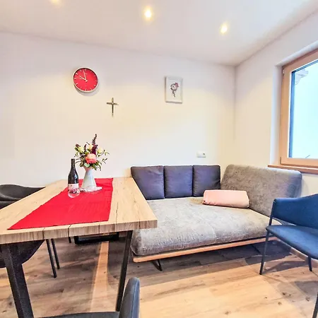 Lejlighed Lindenthaler By Interhome Aschau Im Zillertal